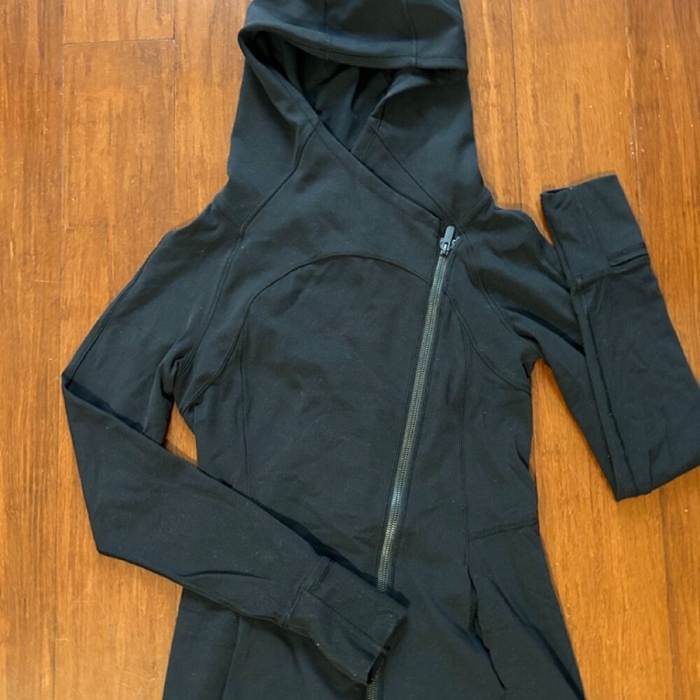 Moto style Lululemon hoodie // size 4
